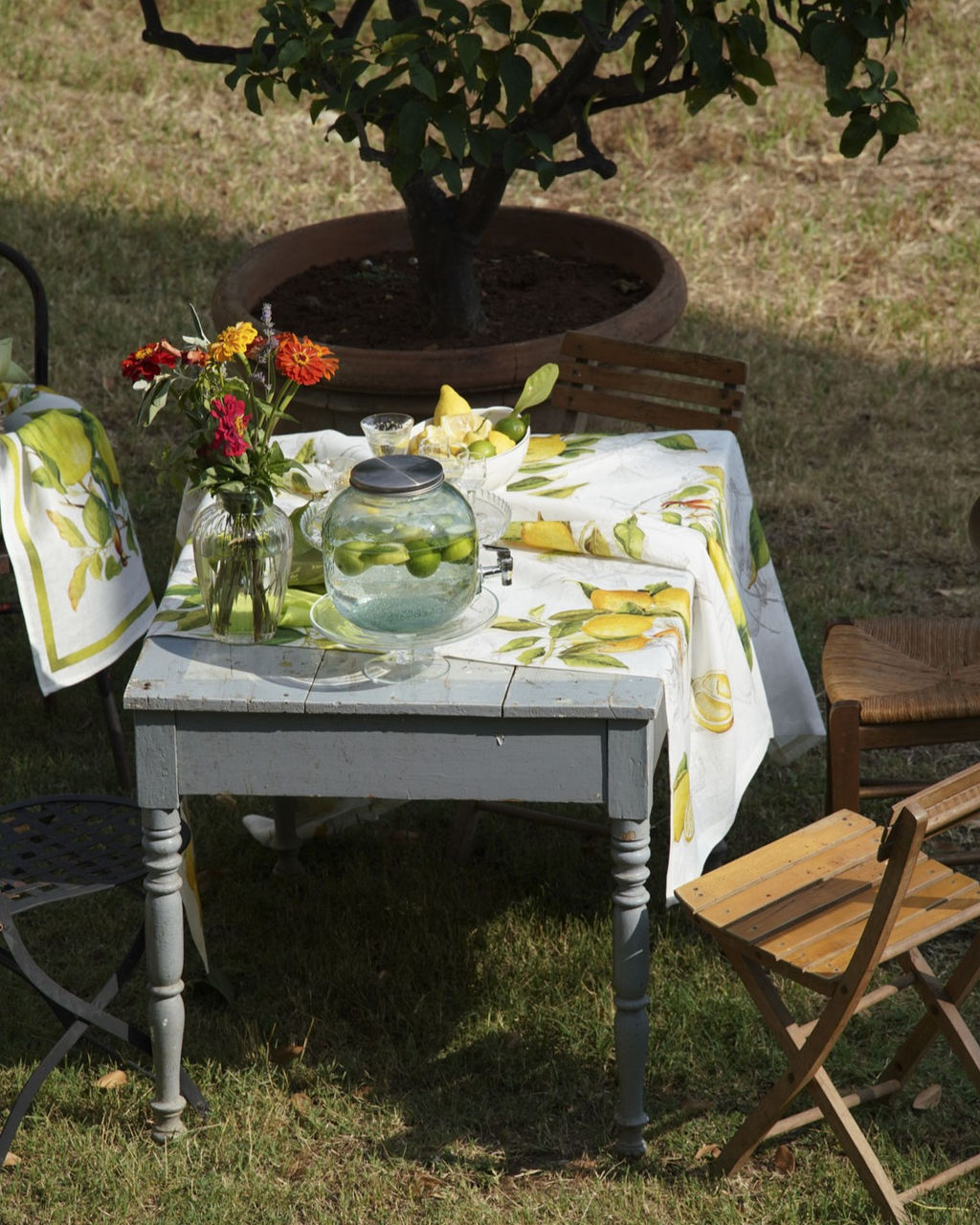 Item gallery image