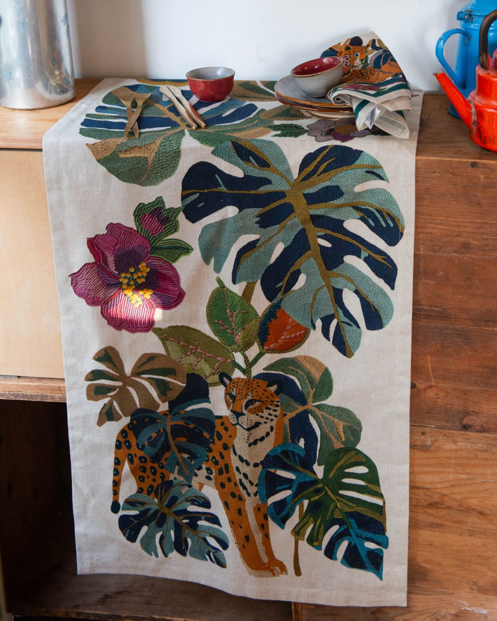 LEOLEAF